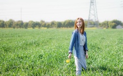 女生喊疼男生越往里寨AQQ娱乐